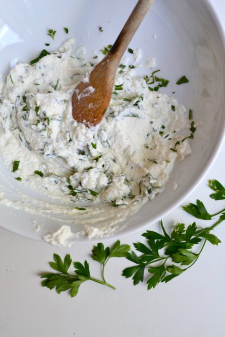 Herbed Ricotta Crostini - Glory Kitchen Herbed Ricotta Crostini - Glory Kitchen