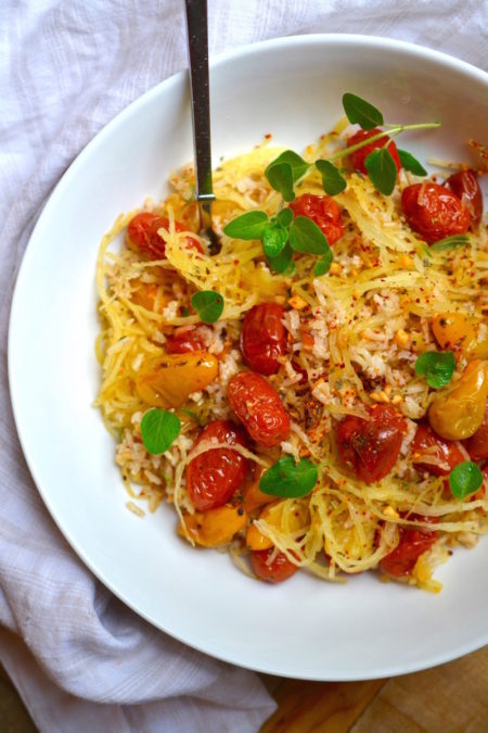 4-Ingredient Spaghetti Squash Bowl with Umbria nut & spice mix