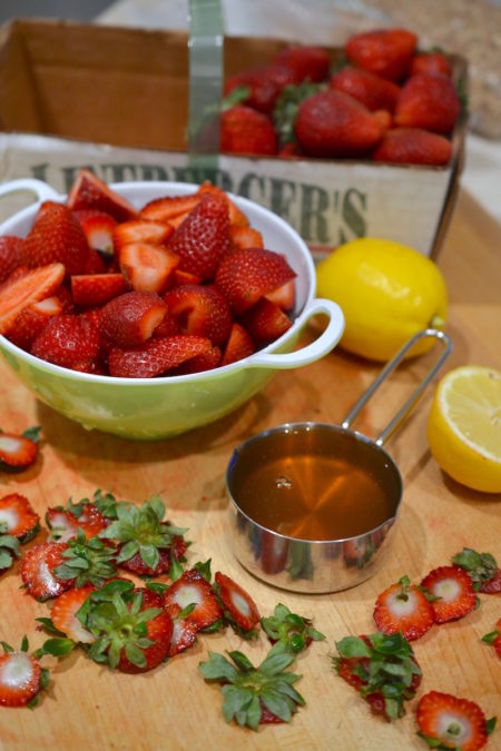 Strawberry & Brie Crostini - Glory Kitchen