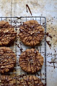 Peanut Butter and Chocolate Drizzle Cookie Recipe - Glory
